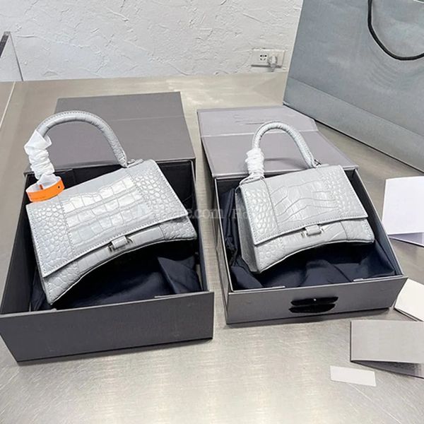 balenciiaga women half moon crossbody bags alligator leather fashion letters 5a quality shoulder bag plain chain cluth wallets crocodile pri
balenciiaga women half moon crossbody bags alligator leather fashion letters 5a quality shoulder bag plain chain cluth wallets crocodile pri