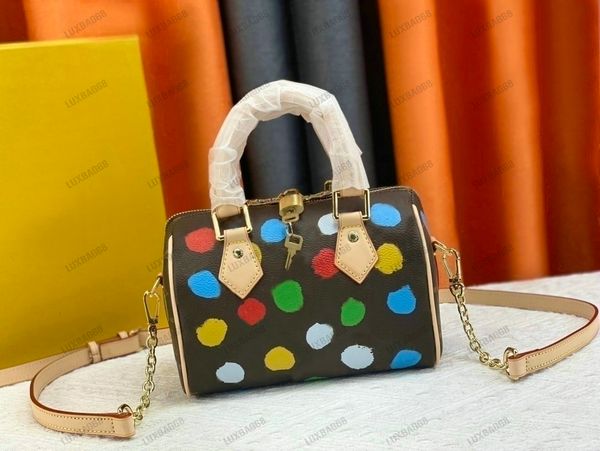 2023 summer womens designer bag rose pink speedy bandouliere 20 handbag with padlock degrade capsule purse embossed leather crossbody adjust
2023 summer womens designer bag rose pink speedy bandouliere 20 handbag with padlock degrade capsule purse embossed leather crossbody adjust
