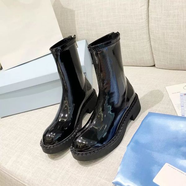 2023 designer boots women boots monolith military desert martin boot black white lady fashion outdoor winter leather flat platform shoes
2023 designer boots women boots monolith military desert martin boot black white lady fashion outdoor winter leather flat platform shoes