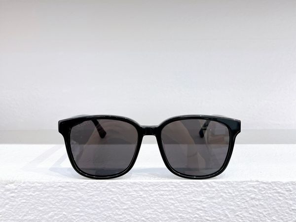 womens sunglasses for women men sun glasses mens fashion style protects eyes uv400 lens with random box and case 0367, White;black
womens sunglasses for women men sun glasses mens fashion style protects eyes uv400 lens with random box and case 0367, White;black