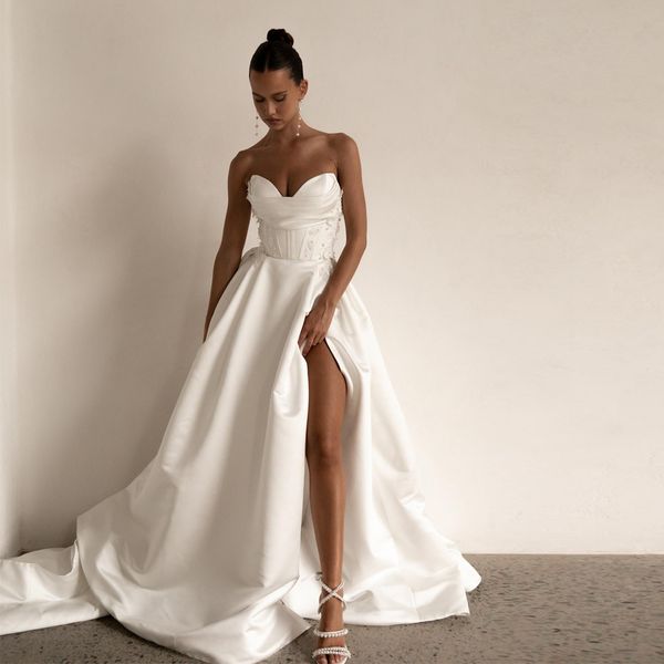 fabulous side split pleat wedding dresses sweetheart bridal gowns 3d flower appliques a line sweep train satin vestido de novia, White
fabulous side split pleat wedding dresses sweetheart bridal gowns 3d flower appliques a line sweep train satin vestido de novia, White