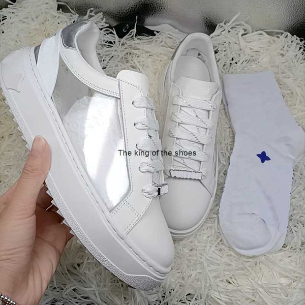 women shoes with socks time out designer sneakers large size shoe size 35-41 model hy182, Black
women shoes with socks time out designer sneakers large size shoe size 35-41 model hy182, Black