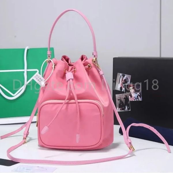 luxury leather bucket bags embossing drawstring cross body handbags woman branded shoulder bags fashion practical large capacity plain purse
luxury leather bucket bags embossing drawstring cross body handbags woman branded shoulder bags fashion practical large capacity plain purse