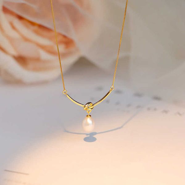 ticci's new freshwater pearl knot necklace women's summer simple high sense clavicle chain niche design, Silver
ticci's new freshwater pearl knot necklace women's summer simple high sense clavicle chain niche design, Silver