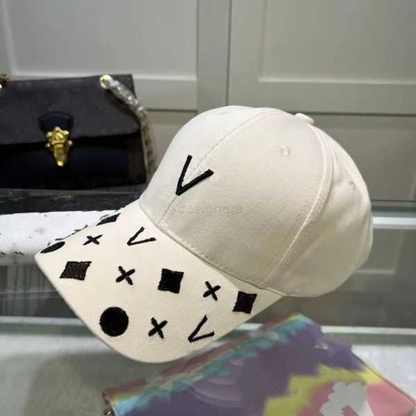 designer brand baseball cap men and women ball cap outdoor sports summer sun protection ball cap adjustable size classic style high-end qual, Blue;gray
designer brand baseball cap men and women ball cap outdoor sports summer sun protection ball cap adjustable size classic style high-end qual, Blue;gray