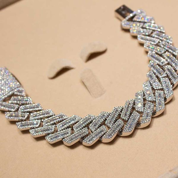 hip hop men jewelry 925 silver 20mm cuban link 4rows emerald moissanite cuban chain link bracelet
hip hop men jewelry 925 silver 20mm cuban link 4rows emerald moissanite cuban chain link bracelet
