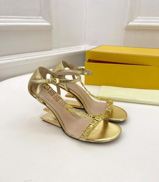 clooection first sandals 2022 spring and summer tstage catwalk highheeled sandals calfskin fabric fashionable and comfortabl4128840, Black
clooection first sandals 2022 spring and summer tstage catwalk highheeled sandals calfskin fabric fashionable and comfortabl4128840, Black
