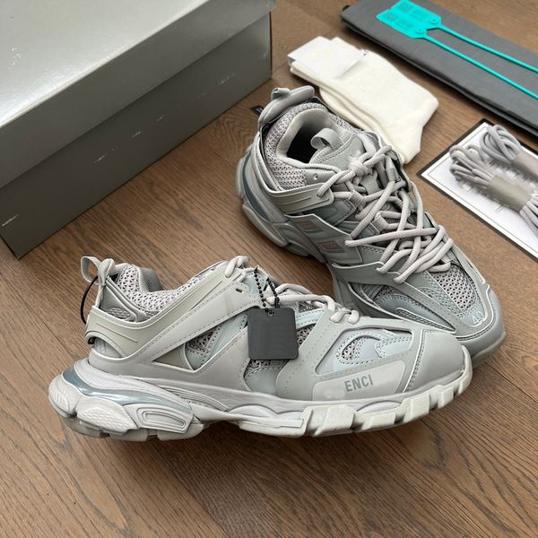 designer sneakers balencaigaity running shoes fashion luxury triple s sneaker women men sports shoe new trainer aszxczd
designer sneakers balencaigaity running shoes fashion luxury triple s sneaker women men sports shoe new trainer aszxczd