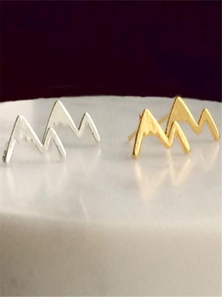 fashion mountain stud earrings for women made by alloy europe sell mountain peak small earrings4612177, Golden;silver
fashion mountain stud earrings for women made by alloy europe sell mountain peak small earrings4612177, Golden;silver
