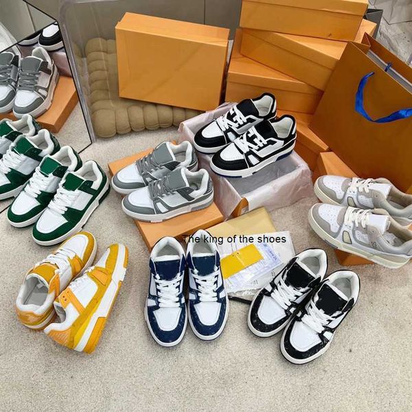 luxury designer time out sneakers embossed men women leather casual shoes l and v trainer sneaker platform trainers chaussures rubber outsol, Black
luxury designer time out sneakers embossed men women leather casual shoes l and v trainer sneaker platform trainers chaussures rubber outsol, Black