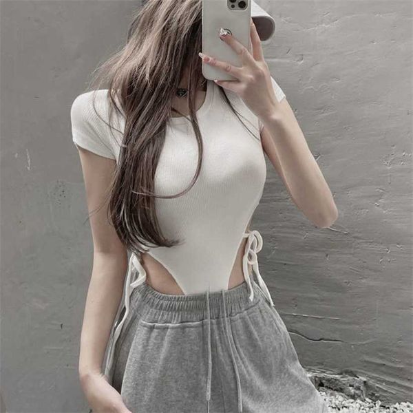 22% off ribbon factory store street girls short skirts wear striped ribbons and wreaths in summer, Red;black
22% off ribbon factory store street girls short skirts wear striped ribbons and wreaths in summer, Red;black