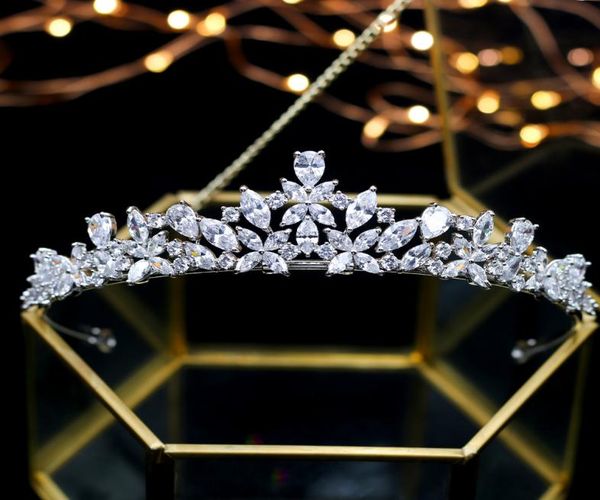 new tiaras crowns for women hair accessories zircon gold wedding tiara bridal crown wedding hair accessories6532731, Silver
new tiaras crowns for women hair accessories zircon gold wedding tiara bridal crown wedding hair accessories6532731, Silver