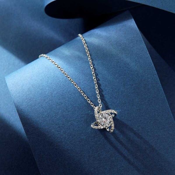 pendant necklaces 1pcs steel color necklace ladies cold wind four leaf clover with diamonds brass pendant jewelry aa230526, Silver
pendant necklaces 1pcs steel color necklace ladies cold wind four leaf clover with diamonds brass pendant jewelry aa230526, Silver