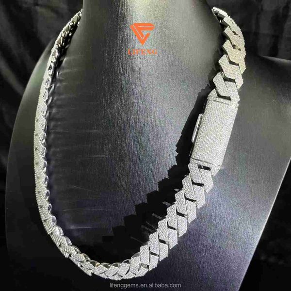 new design hip hop bling jewelry miami luxury necklace iced out d vvs1 moissanite diamond silver 925 cuban link chain
new design hip hop bling jewelry miami luxury necklace iced out d vvs1 moissanite diamond silver 925 cuban link chain