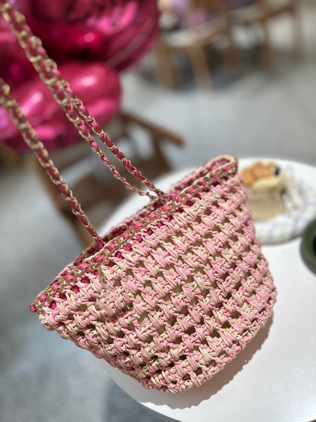 23p 21ss straw totes bag designer summer beach bags fashion weaving tote purse weave shoulder large capacity chain shopping bag black beige
23p 21ss straw totes bag designer summer beach bags fashion weaving tote purse weave shoulder large capacity chain shopping bag black beige