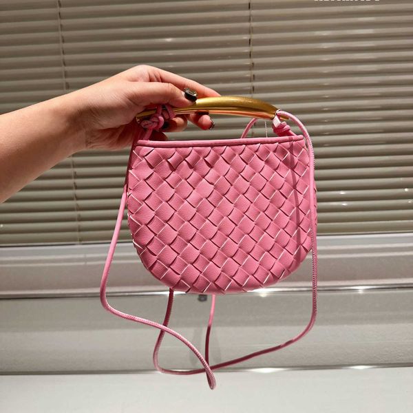 designer bags women crossbody bags weave shoulder bags luxurys handbag shoulder leather crossbody silver crossbody purses 230524
designer bags women crossbody bags weave shoulder bags luxurys handbag shoulder leather crossbody silver crossbody purses 230524