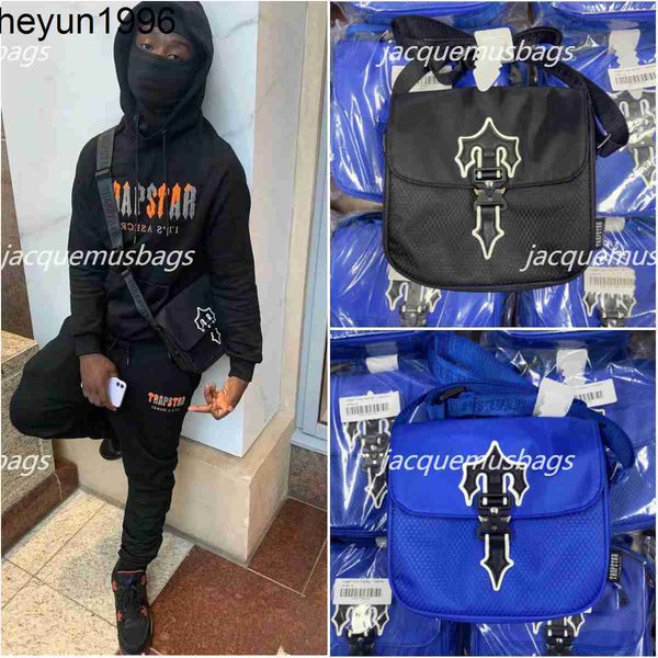trapstar messenger nylon crossbody bag womens mens rapper uk trapstars irongate cobra t luxury designer handbag shoulder clutch waterproof r
trapstar messenger nylon crossbody bag womens mens rapper uk trapstars irongate cobra t luxury designer handbag shoulder clutch waterproof r