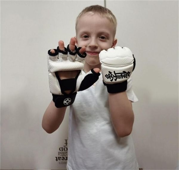 quality kyokushin karate fighting hand protector kyokushinkai gloves martial arts sports fitness boxing 2202221761111
quality kyokushin karate fighting hand protector kyokushinkai gloves martial arts sports fitness boxing 2202221761111