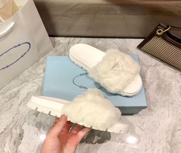 pra hair slippers female summer fashion wear 2022 new triangular standard sponge cake thick bottom flat word slippers with box2311372, Black
pra hair slippers female summer fashion wear 2022 new triangular standard sponge cake thick bottom flat word slippers with box2311372, Black