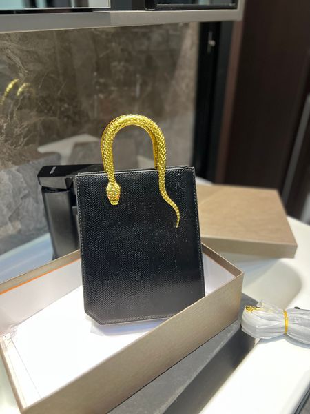 handbag designer bag soft leather snake pattern womens handbag crossbody luxury fashion shopping bag dinner bag mini tote bag
handbag designer bag soft leather snake pattern womens handbag crossbody luxury fashion shopping bag dinner bag mini tote bag