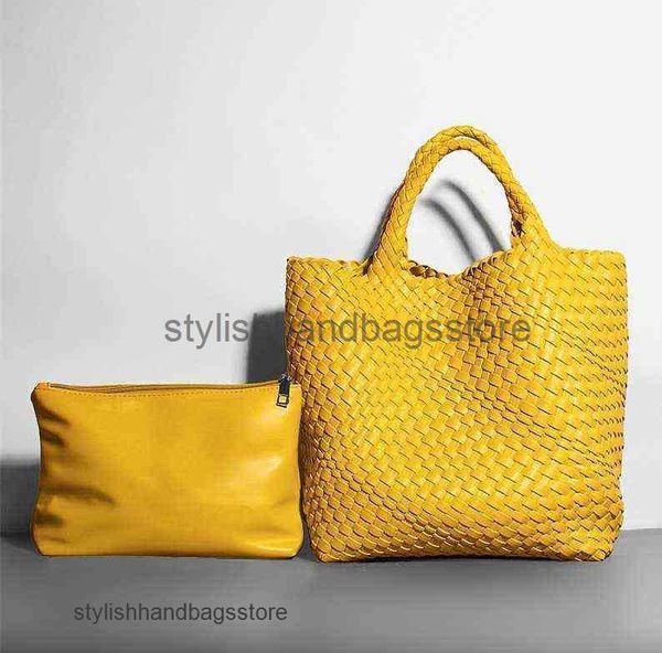 totes 2022 new designer bottegass handbags venetas soft leather solid color bucket casual one shoulder woven dumpling bags mother women'
totes 2022 new designer bottegass handbags venetas soft leather solid color bucket casual one shoulder woven dumpling bags mother women'