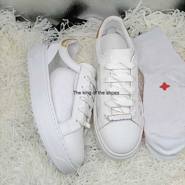 designer shoes women with socks time out sneakers large size shoe size 35-41 model hy181, Black
designer shoes women with socks time out sneakers large size shoe size 35-41 model hy181, Black