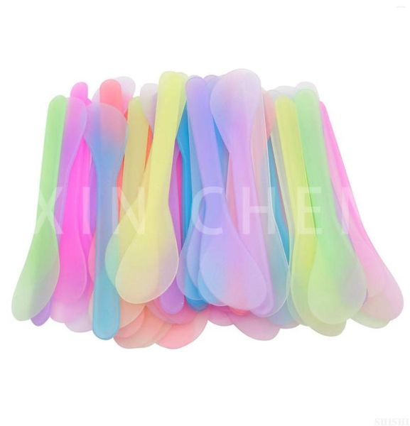 50pcs mini cosmetic spatulas mask mixing spoon facial skin care fan brushes applicator diy makeup tool kits6417631
50pcs mini cosmetic spatulas mask mixing spoon facial skin care fan brushes applicator diy makeup tool kits6417631