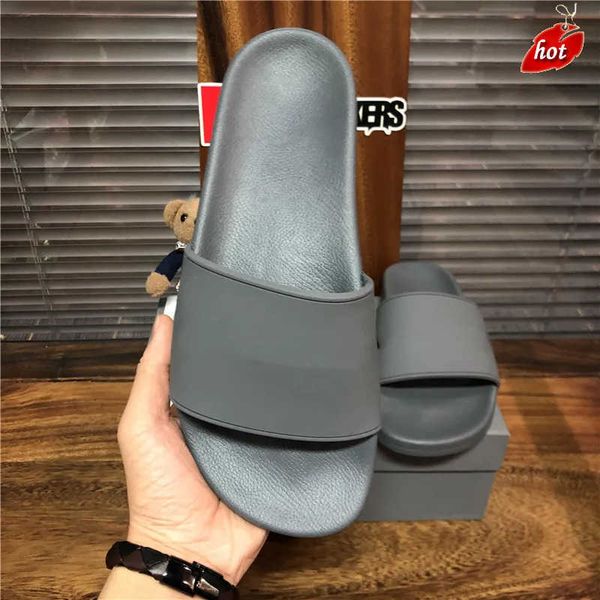 pairs designer slippers sandal mens womans summer outdoor pantoufle nonslip sliders black multicolor ladys beach sandals sh balencaigaity ba
pairs designer slippers sandal mens womans summer outdoor pantoufle nonslip sliders black multicolor ladys beach sandals sh balencaigaity ba