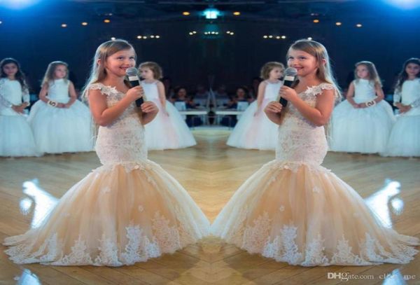 cute mermaid girls pageant gowns lace applique sleeveless flower girls dresses children organza v neck kids birthday dress8375928, White;blue
cute mermaid girls pageant gowns lace applique sleeveless flower girls dresses children organza v neck kids birthday dress8375928, White;blue