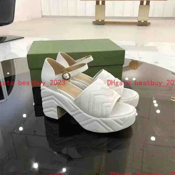 2023 new fashion designer sandals women's summer thick heel sandals leather luxury single waterproof platform thick sole shoes retro fa, Black
2023 new fashion designer sandals women's summer thick heel sandals leather luxury single waterproof platform thick sole shoes retro fa, Black