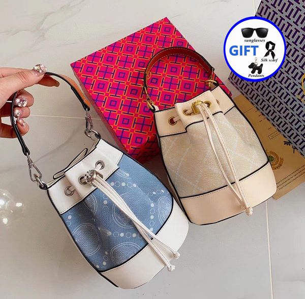 designer bag the tote bag women's portable bucket bag denim blue jacquard patchwork calfskin trim bucket bag tote crossbody bag single
designer bag the tote bag women's portable bucket bag denim blue jacquard patchwork calfskin trim bucket bag tote crossbody bag single