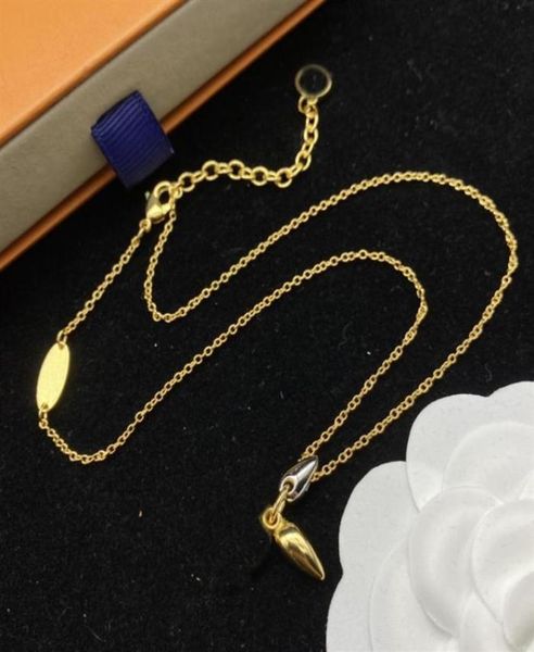 women designer necklace gold earrings fashion ladies chains pendant necklaces for mens studs wedding luxurys jewelry set new 220812006070, Silver
women designer necklace gold earrings fashion ladies chains pendant necklaces for mens studs wedding luxurys jewelry set new 220812006070, Silver