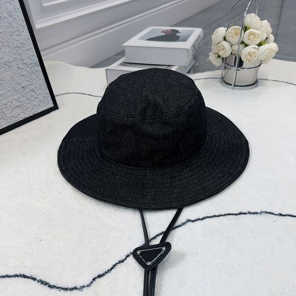 luxury designer bucket hat denim bucket hat paired with windproof lanyard classic style for men and women is very comfortable very, Blue;gray
luxury designer bucket hat denim bucket hat paired with windproof lanyard classic style for men and women is very comfortable very, Blue;gray