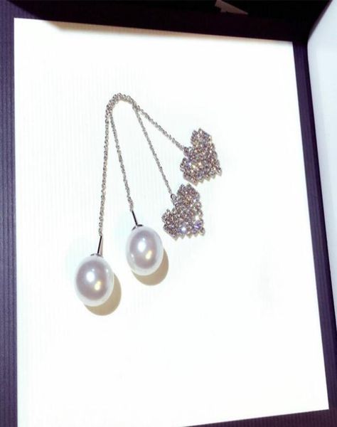 wholenew ins fashion luxury designer super glittering diamonds cute heart pearl pendant long dangle stud earrings for wom4566607, Golden;silver
wholenew ins fashion luxury designer super glittering diamonds cute heart pearl pendant long dangle stud earrings for wom4566607, Golden;silver