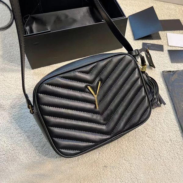 women shoulder bags fashion tassel camera bag designer crossbody messenger purses black white handbags high-quality leather ladies purse
women shoulder bags fashion tassel camera bag designer crossbody messenger purses black white handbags high-quality leather ladies purse