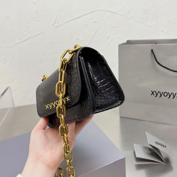 fashion cross-body bag of luxury designer alligator genuine leather chains women's cross-body bags fashion bags premium quality designe
fashion cross-body bag of luxury designer alligator genuine leather chains women's cross-body bags fashion bags premium quality designe