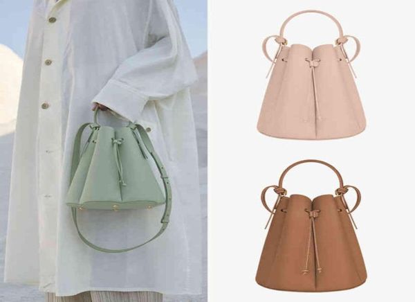polene petal stitched bucket bag women039s 2022 fashion minority design poleno leather6083736
polene petal stitched bucket bag women039s 2022 fashion minority design poleno leather6083736