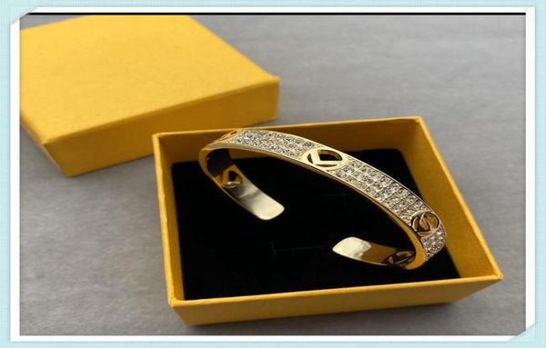 fashion designers bracelet for men women casual party gifts womens luxury designer love gold bracelets mens bracelets wedding jewe3707247, Black
fashion designers bracelet for men women casual party gifts womens luxury designer love gold bracelets mens bracelets wedding jewe3707247, Black