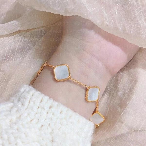 fashion classic 4/four leaf clover charm bracelets bangle chain 18k gold agate shell mother-of-pearl for women girl wedding mother' day, Golden;silver
fashion classic 4/four leaf clover charm bracelets bangle chain 18k gold agate shell mother-of-pearl for women girl wedding mother' day, Golden;silver