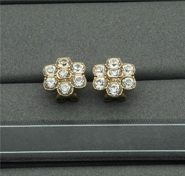 double letter flower charm earrings diamond floral designer studs temperament personality rhinestone eardrops whole5813005, Golden
double letter flower charm earrings diamond floral designer studs temperament personality rhinestone eardrops whole5813005, Golden