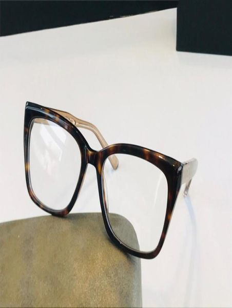 8037 new men fashion classic optical glasses square frame glasses simple atmosphere style eyewear selling come with high qual3958941, White;black
8037 new men fashion classic optical glasses square frame glasses simple atmosphere style eyewear selling come with high qual3958941, White;black