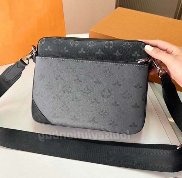 mens trio messenger districts 3 in 1 bags damier spray luxurys designers crossbody shoulder bag handle purse wallets totes 3pcs sets
mens trio messenger districts 3 in 1 bags damier spray luxurys designers crossbody shoulder bag handle purse wallets totes 3pcs sets