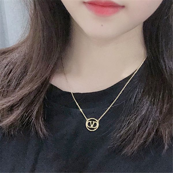 new luxury designers 18k gold plated letter v necklace bracelet for women gift, Silver
new luxury designers 18k gold plated letter v necklace bracelet for women gift, Silver
