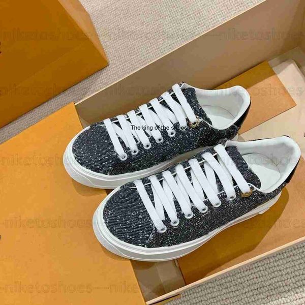 time out sneakers shoes low leather women's casual shoes calfskin material printed canvas men's and women's sneakers, Black
time out sneakers shoes low leather women's casual shoes calfskin material printed canvas men's and women's sneakers, Black