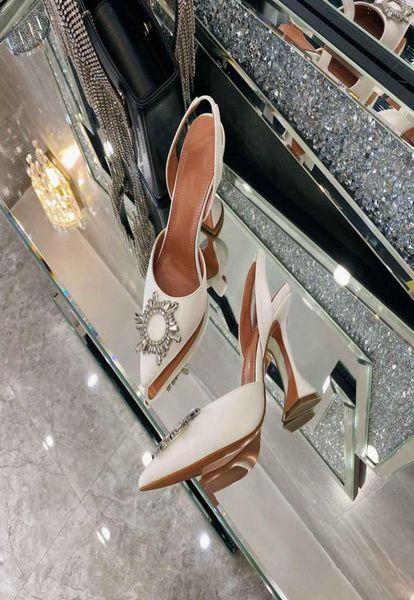 amina muaddi double button sandals high heels new ladies pearl slippers colorful2001765, Black
amina muaddi double button sandals high heels new ladies pearl slippers colorful2001765, Black