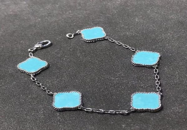 2023 luxury sweet clover designer charm bracelets for women 18k gold silver black white red green brand flower love bracelet jewel5584760, Golden;silver
2023 luxury sweet clover designer charm bracelets for women 18k gold silver black white red green brand flower love bracelet jewel5584760, Golden;silver