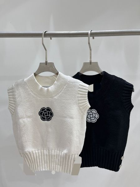 511 l 2023 summer sweaters women's pullover sweater black white striped crew neck short sleeve brand same style women's qian, White;black
511 l 2023 summer sweaters women's pullover sweater black white striped crew neck short sleeve brand same style women's qian, White;black