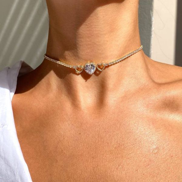 shining a unique sense of design new light luxury temperament love zircon necklace fashion all-match diamond clavicle necklace necklace, Silver 
shining a unique sense of design new light luxury temperament love zircon necklace fashion all-match diamond clavicle necklace necklace, Silver