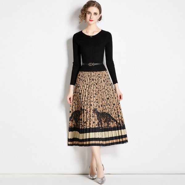 2023 spring new item european station fashion women pleated dress long sleeve knitted stitching contrast dress, Black;gray
2023 spring new item european station fashion women pleated dress long sleeve knitted stitching contrast dress, Black;gray