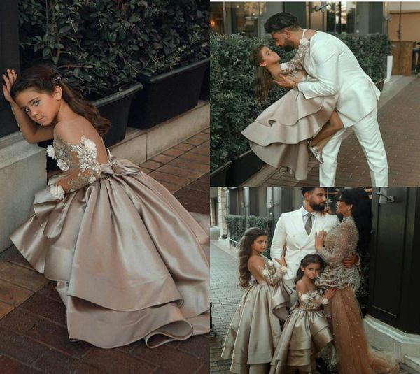 vintage flower girls dresses sheer neck long sleeve hand made flowers kids formal wear hi lo satin girl dress for wedding3330500, White;blue
vintage flower girls dresses sheer neck long sleeve hand made flowers kids formal wear hi lo satin girl dress for wedding3330500, White;blue
